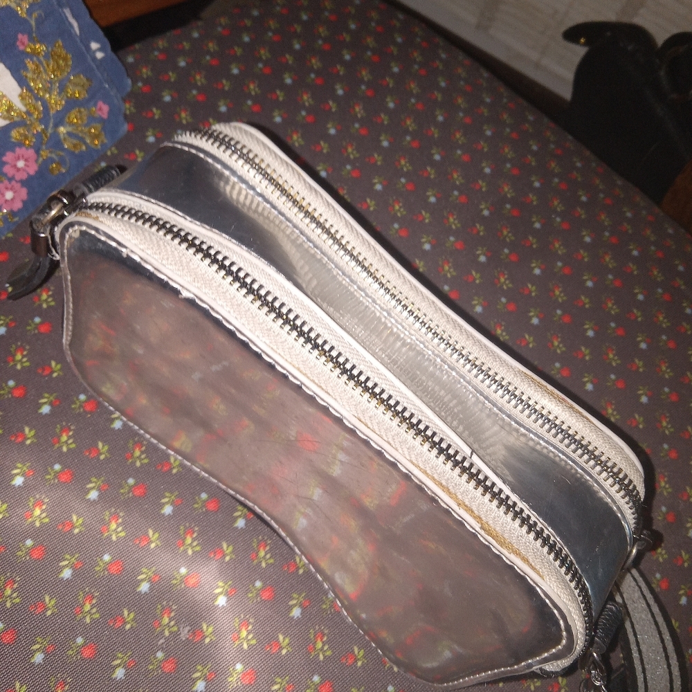 Purse - Picture 5 of 5